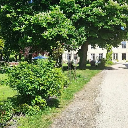 Chateau De Bellefontaine - Teritoria