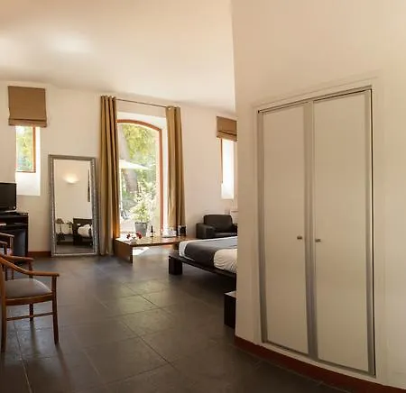 Chateau De Bellefontaine - Teritoria