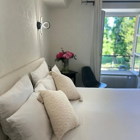 Chateau De Bellefontaine - Teritoria 4*