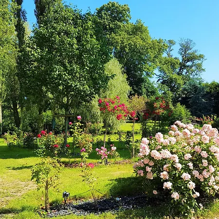 Chateau De Bellefontaine - Teritoria 4*