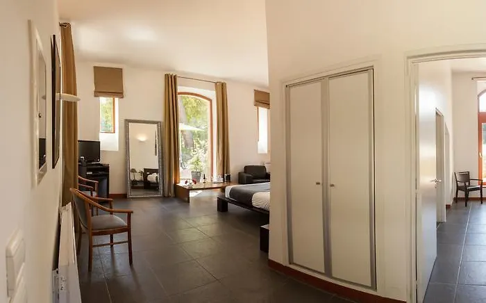 Château De Bellefontaine - Teritoria