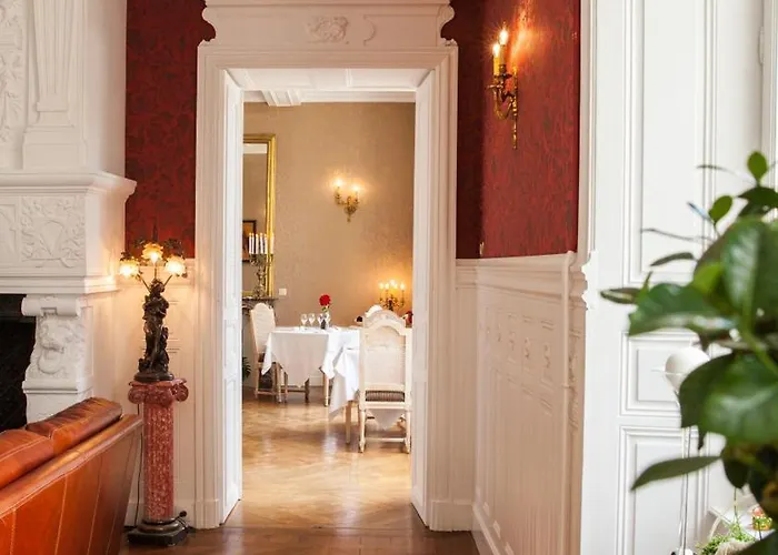 Château De Bellefontaine - Teritoria 4*