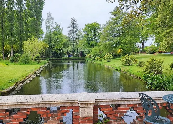 Château De Bellefontaine - Teritoria 4*