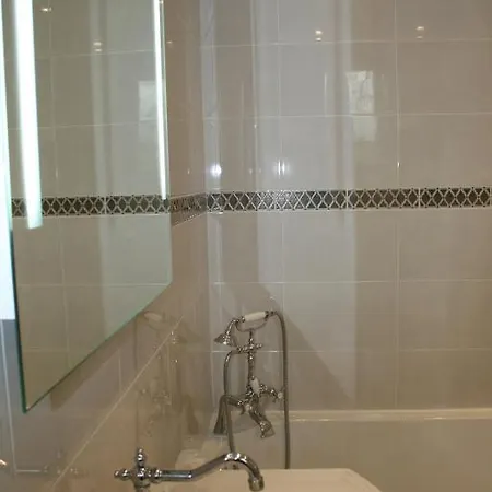 Chateau De Bellefontaine - Teritoria 4*