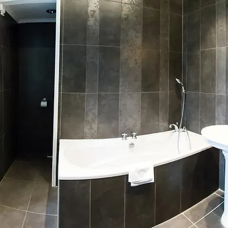 Hotel Chateau De Bellefontaine - Teritoria 4*