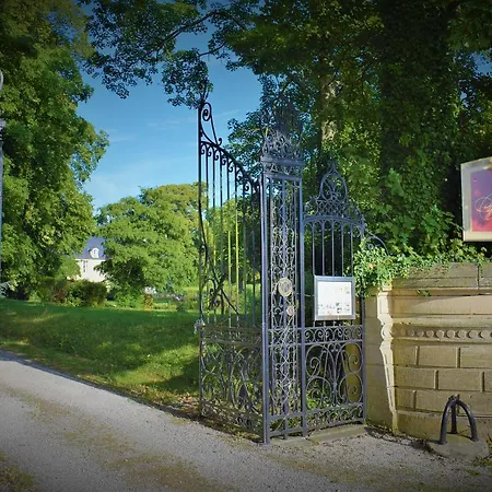 Chateau De Bellefontaine - Teritoria מלון 4*