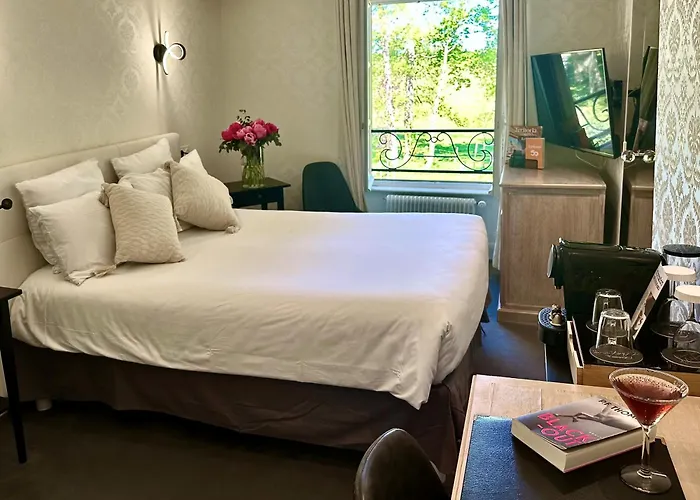 Chateau De Bellefontaine - Teritoria מלון באיו