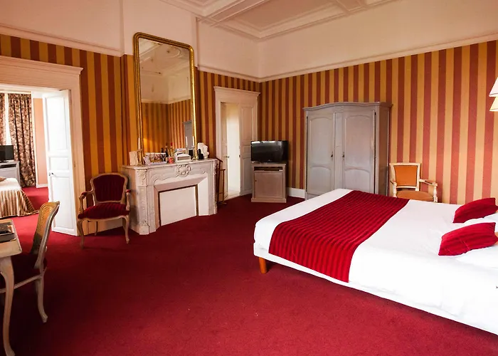 Chateau De Bellefontaine - Teritoria 4* באיו