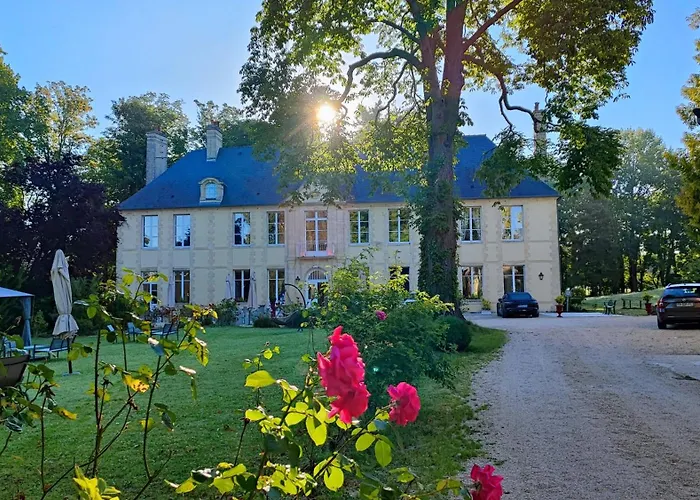 Chateau De Bellefontaine - Teritoria 4*